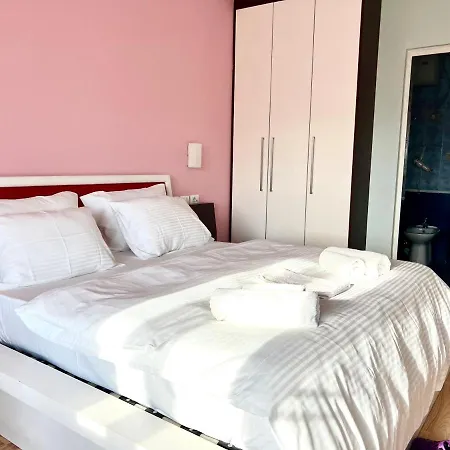 Rolling - Near Blloku Appartamento Tirana