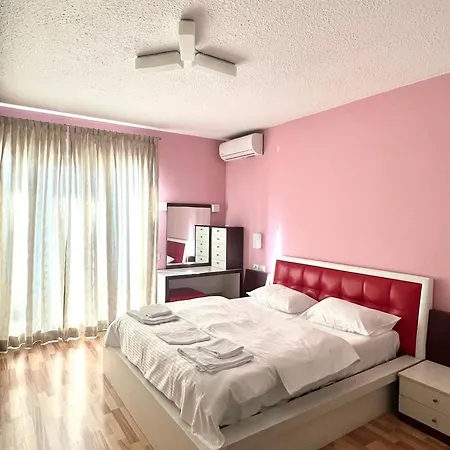 Rolling - Near Blloku * Tirana