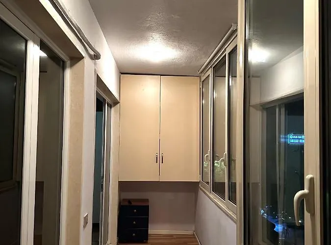 Rolling - Near Blloku Apartmán