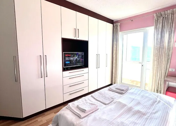 Rolling - Near Blloku Appartamento Tirana