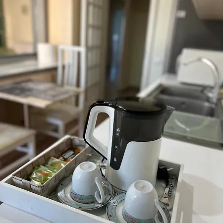 Rolling - Near Blloku * تيرانا