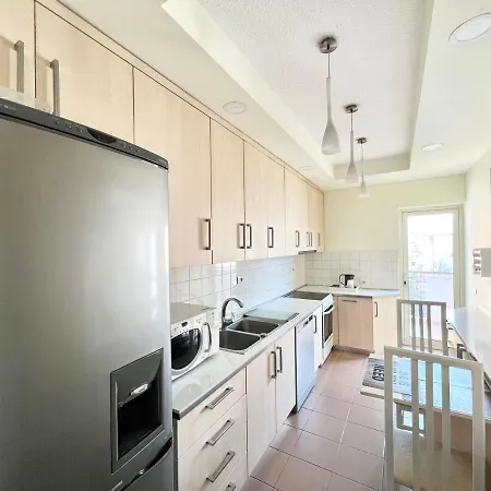 Rolling - Near Blloku Tirana