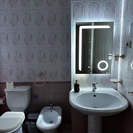 Rolling - Near Blloku Apartmán *