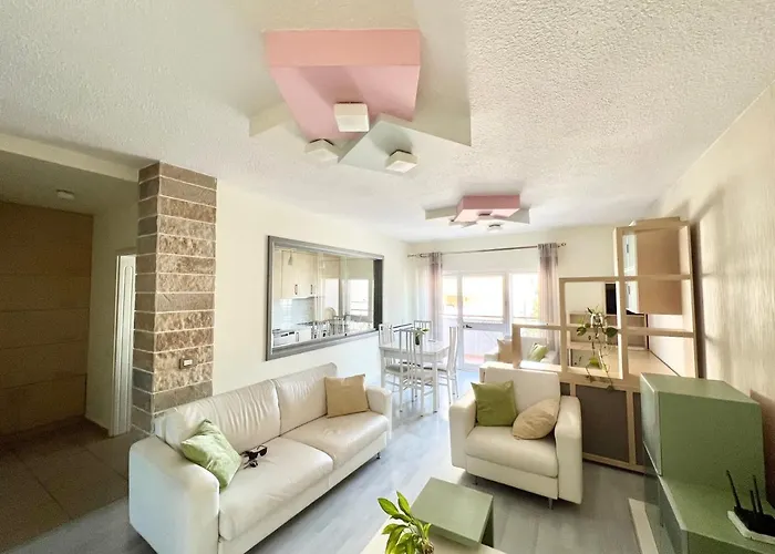 Rolling - Near Blloku Lägenhet Tirana