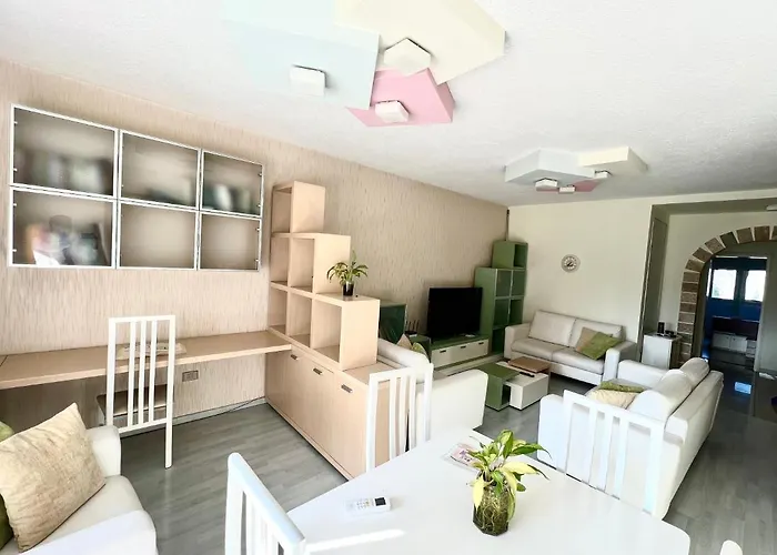 Rolling - Near Blloku