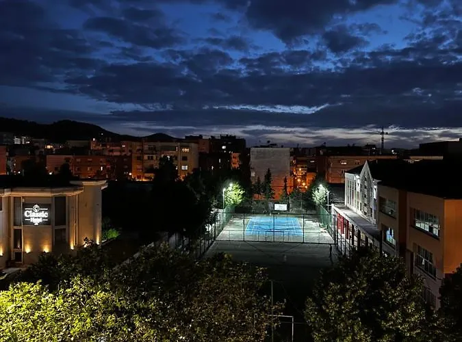 Rolling - Near Blloku Lägenhet Tirana